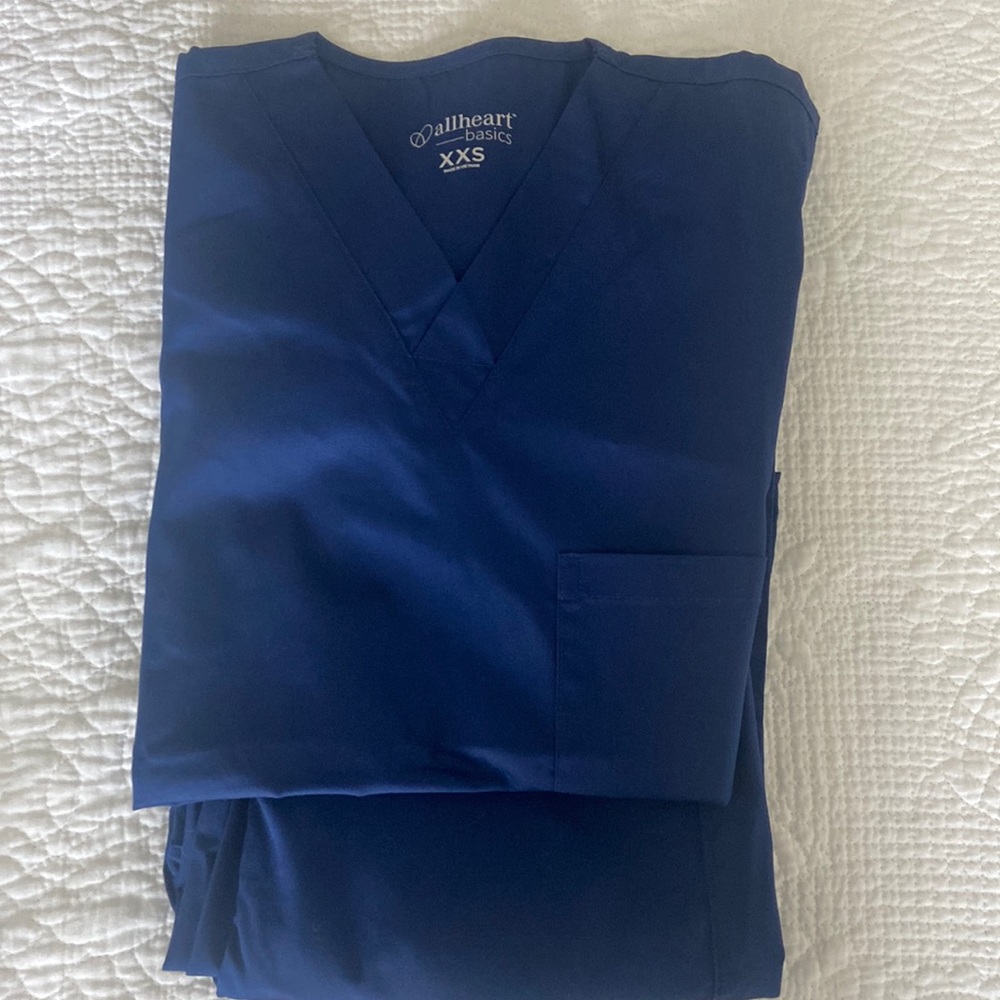 All Heart Basics Scrub Set